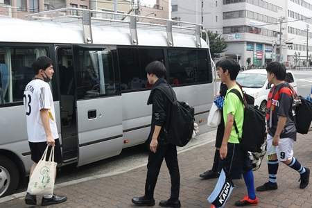 サッカー部 白川グラウンドで初練習 夙川中学校 高等学校